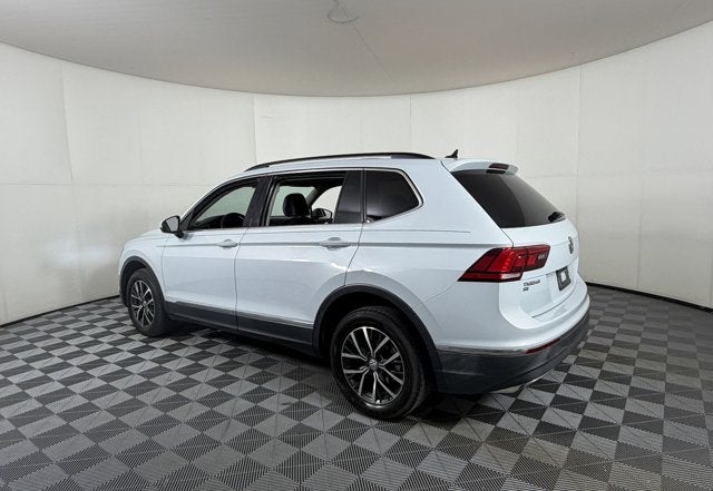 2018 Volkswagen Tiguan — rear three-quarter view